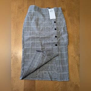 3/$14 Elegant Gray Plaid  Pencil Skirt